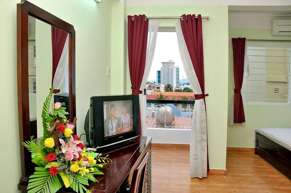 Sea Breeze Hotel نها ترانج 2*,