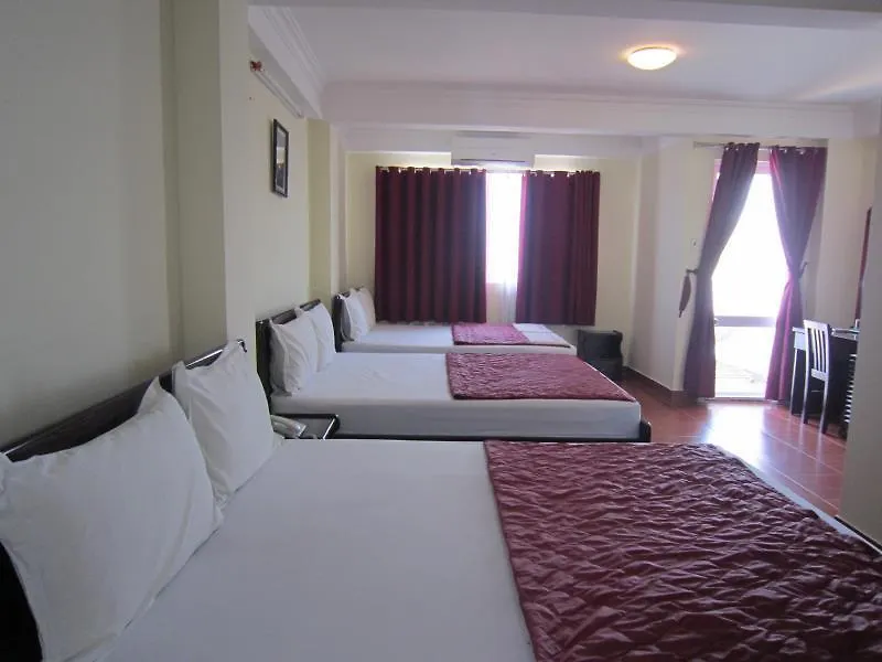 Sea Breeze Hotel نها ترانج